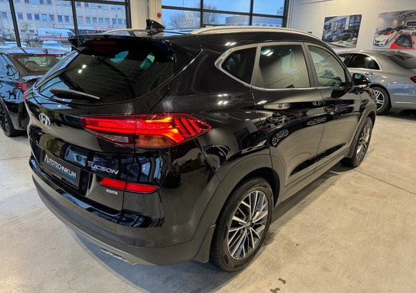 Hyundai Tucson cena 92900 przebieg: 139900, rok produkcji 2018 z Bieruń małe 436